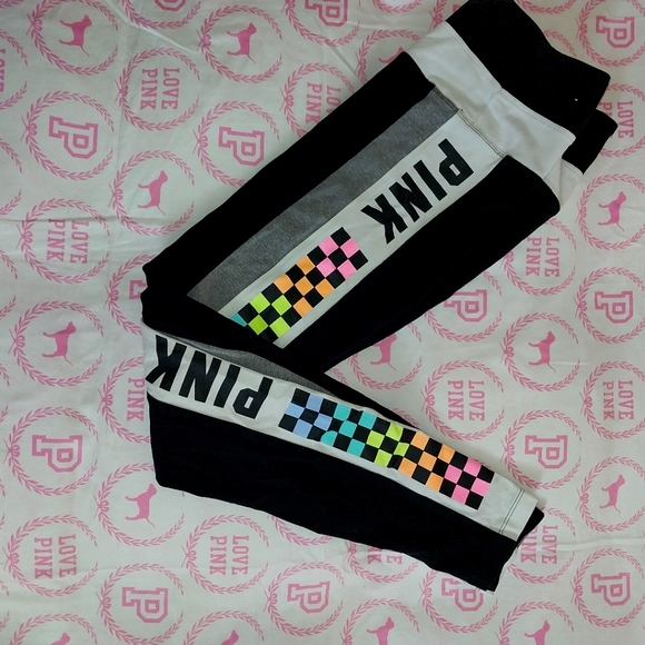 PINK Victoria's Secret Pants - 💥 PINK Rainbow Checkered Leggings 💥